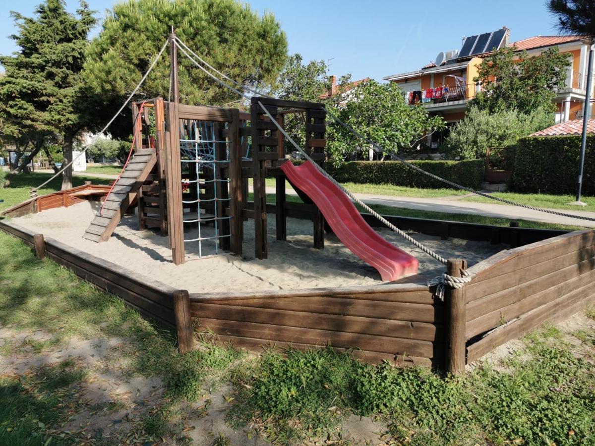 Mirta Deluxe Superior 5 Star Apartment, Your Piece Of Heaven By The Sea & Park, With Sea & Park View Novigrad  Zewnętrze zdjęcie