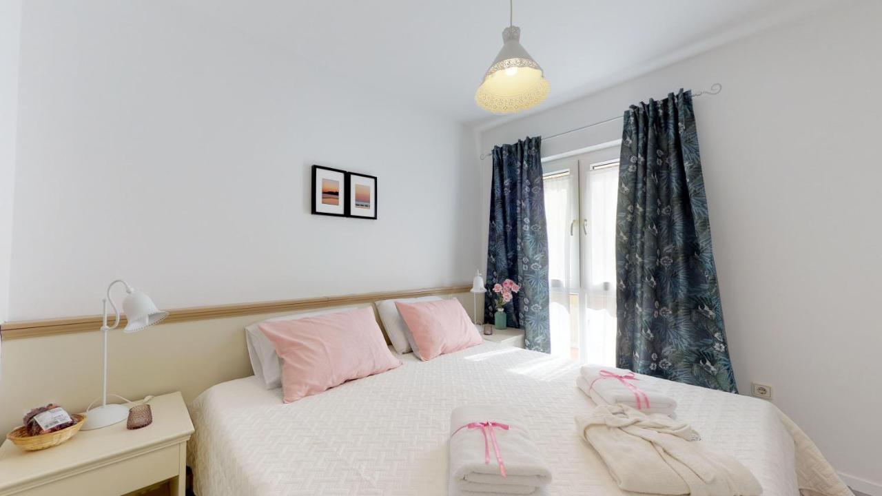 Mirta Deluxe Superior 5 Star Apartment, Your Piece Of Heaven By The Sea & Park, With Sea & Park View Novigrad  Zewnętrze zdjęcie