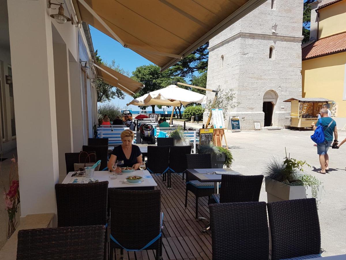 Mirta Deluxe Superior 5 Star Apartment, Your Piece Of Heaven By The Sea & Park, With Sea & Park View Novigrad  Zewnętrze zdjęcie
