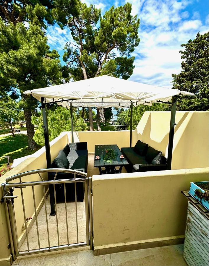 Mirta Deluxe Superior 5 Star Apartment, Your Piece Of Heaven By The Sea & Park, With Sea & Park View Novigrad  Zewnętrze zdjęcie